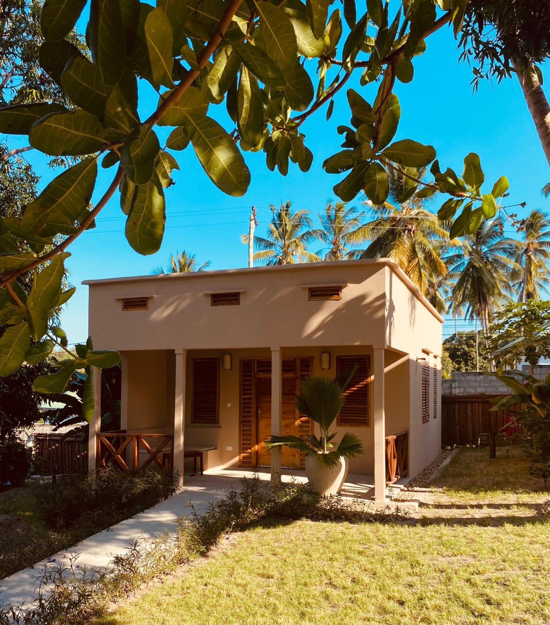 Dive Planet Mafia Island Utende Exterior photo